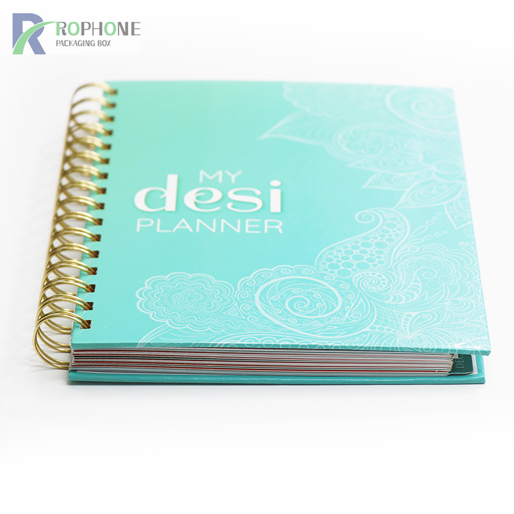 Cuaderno de líneas blancas